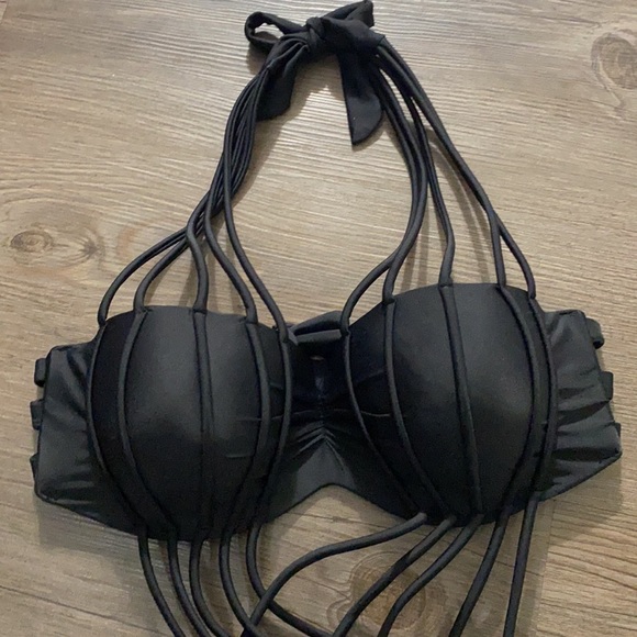 Black Swimsuit From Hello Bikini - Picture 3 of 4